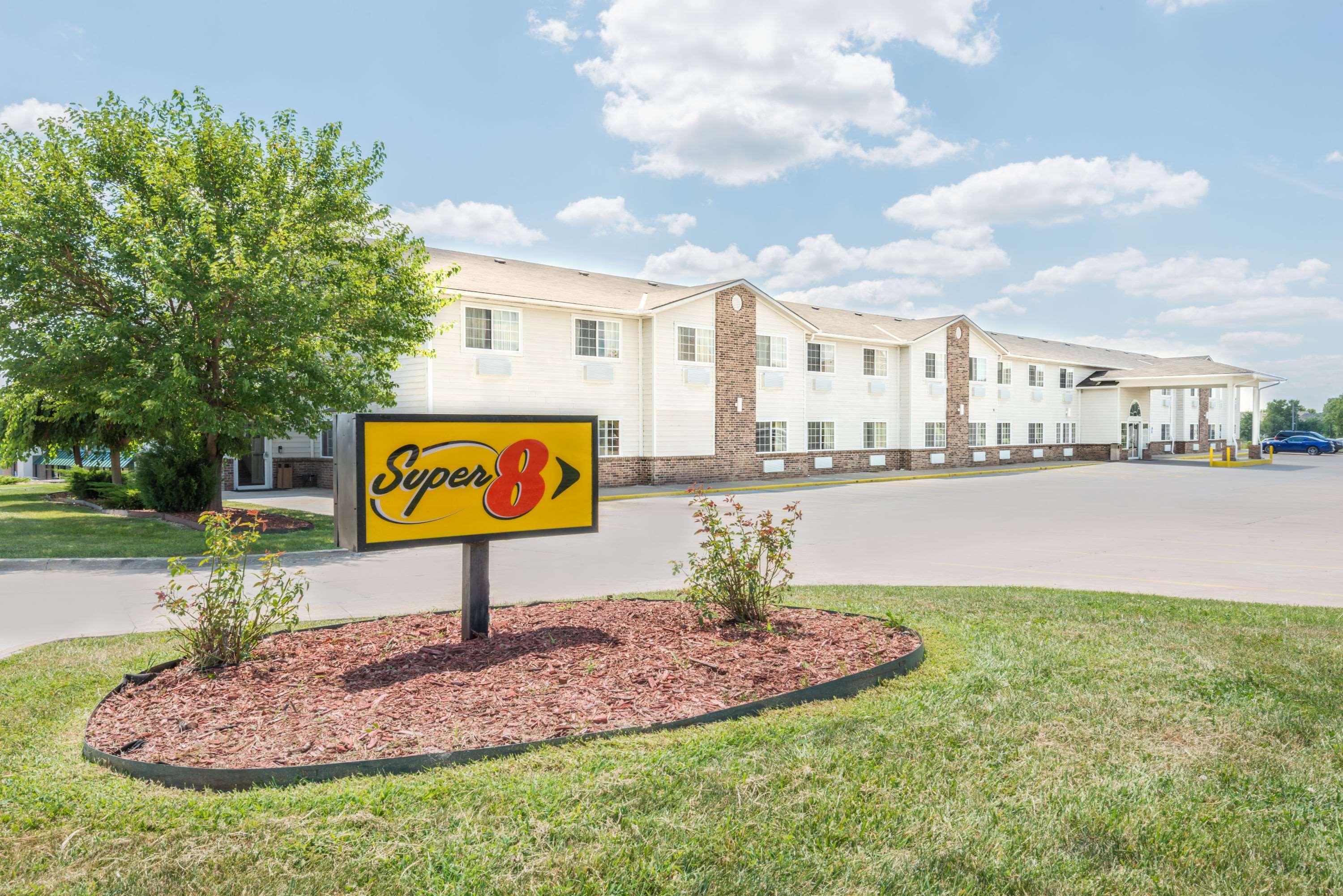 Super 8 By Wyndham Platte City Kansas City Area Экстерьер фото